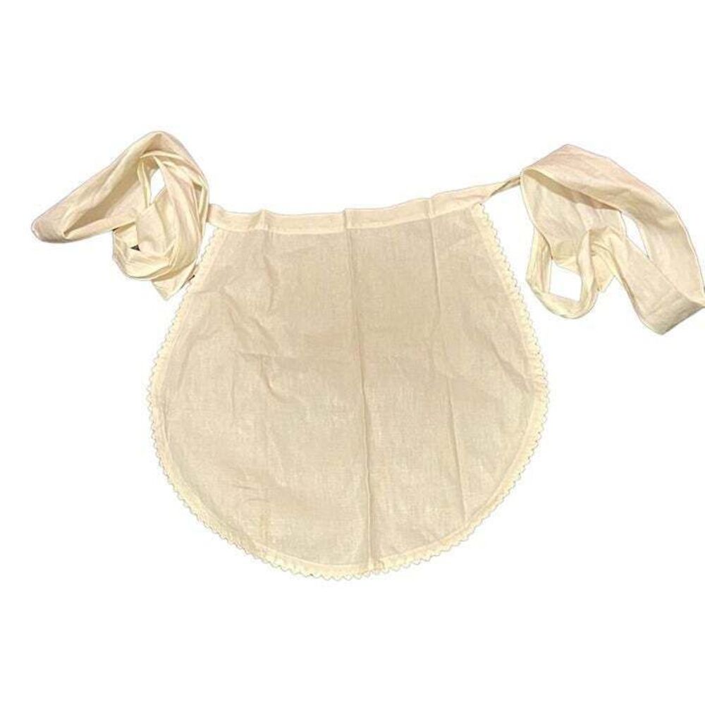 #5758 Womens Cotton Waitress round All White Half Apron